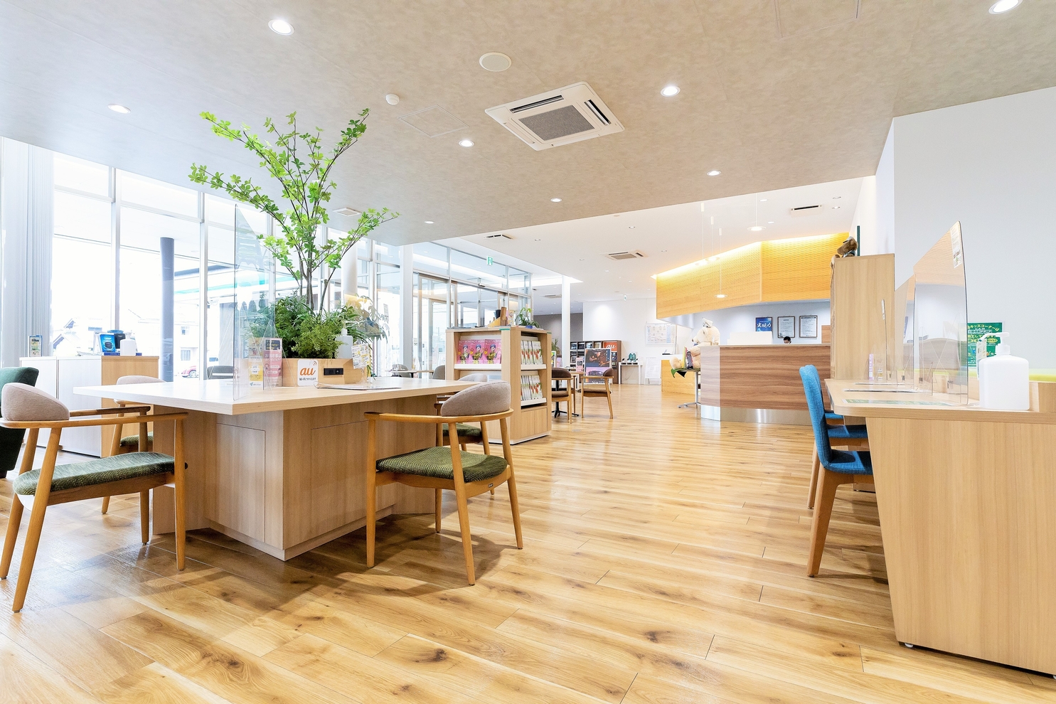 22 店舗内観